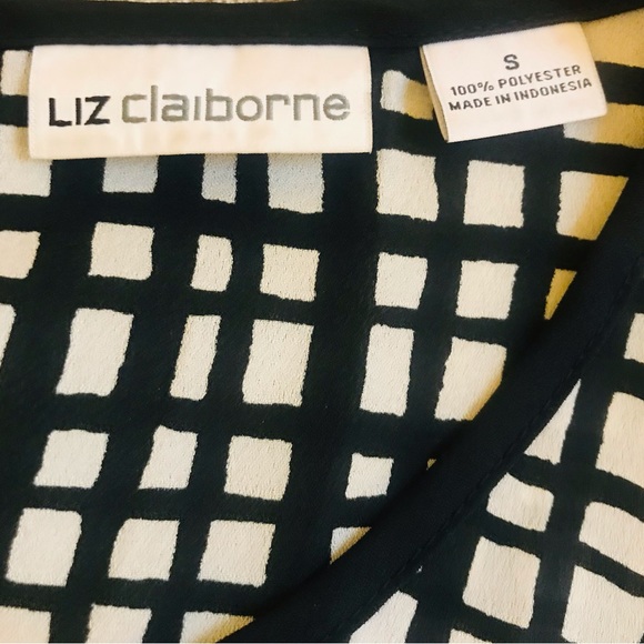 Liz Claiborne Sleeveless Blouse - Picture 3 of 6